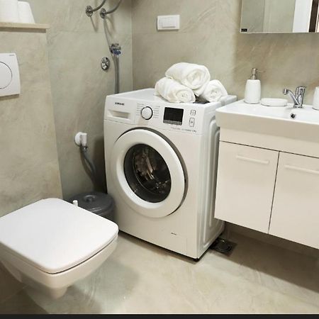 Studio Apartment, 5 Minutes To The Beach Бар Екстериор снимка