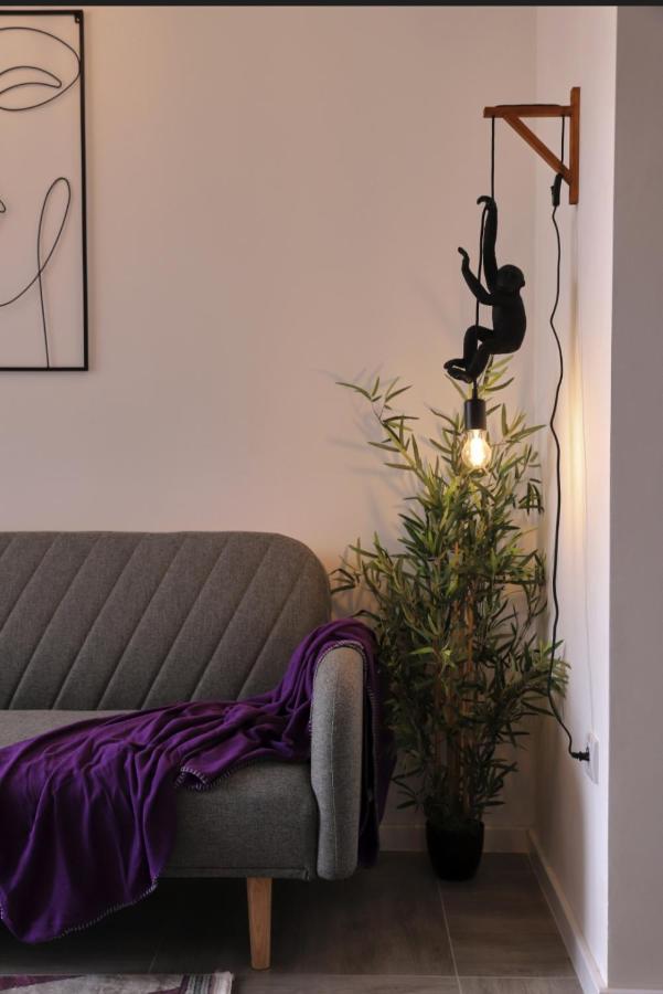 Studio Apartment, 5 Minutes To The Beach Бар Екстериор снимка